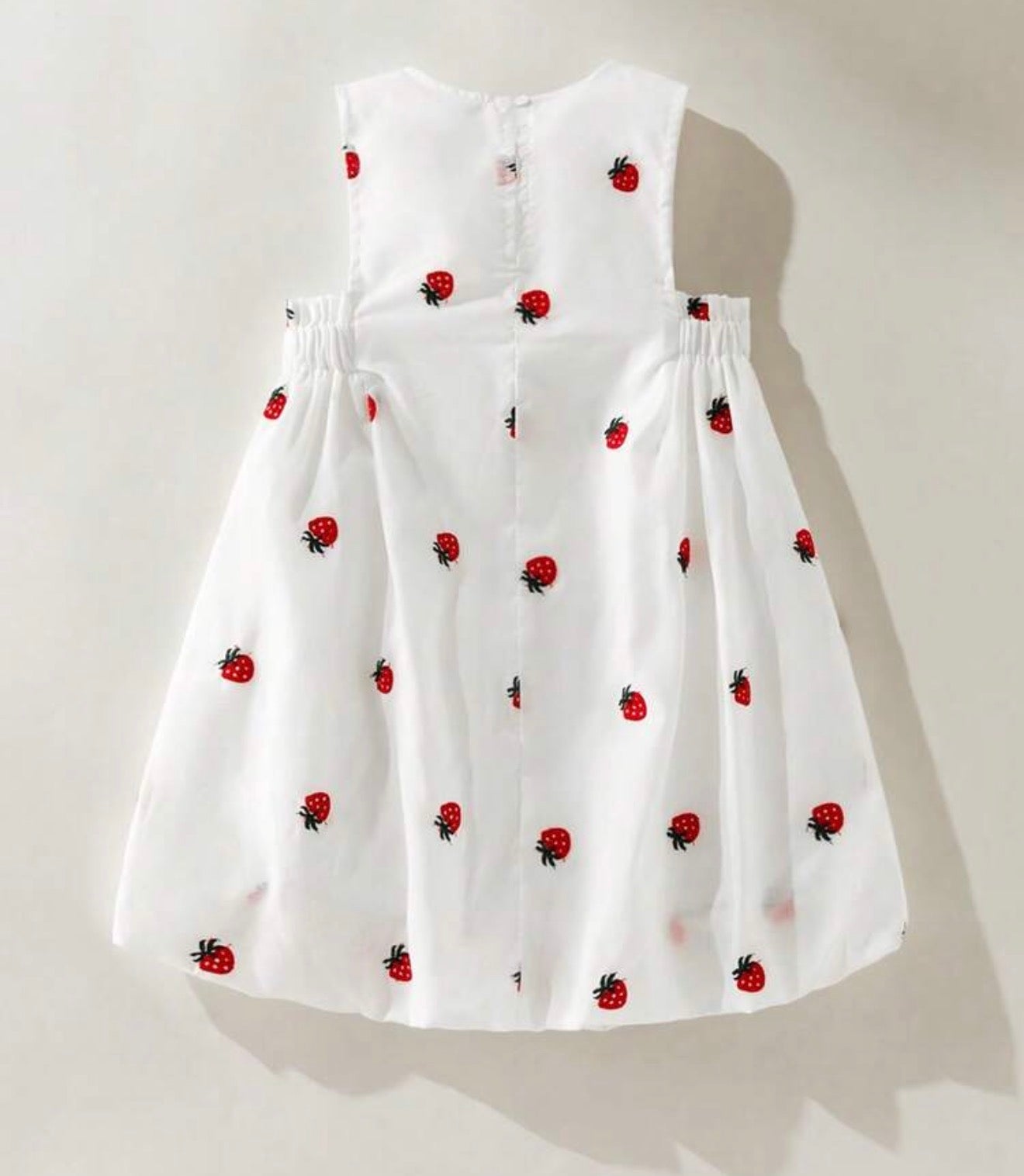 Strawberry puff dress - Ally Pop