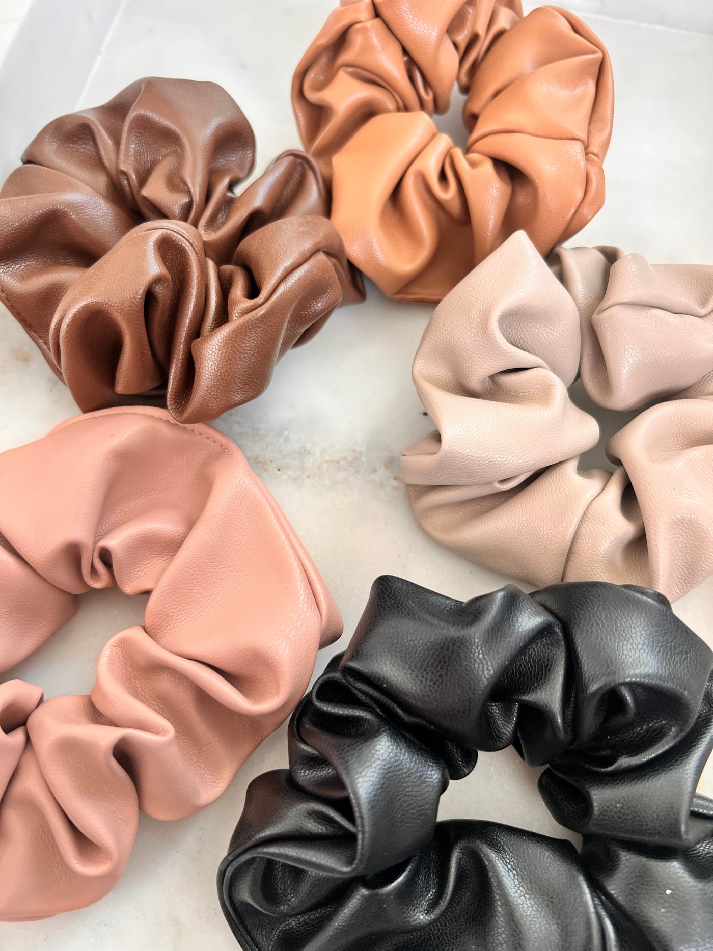 Faux leather scrunchies - Ally Pop